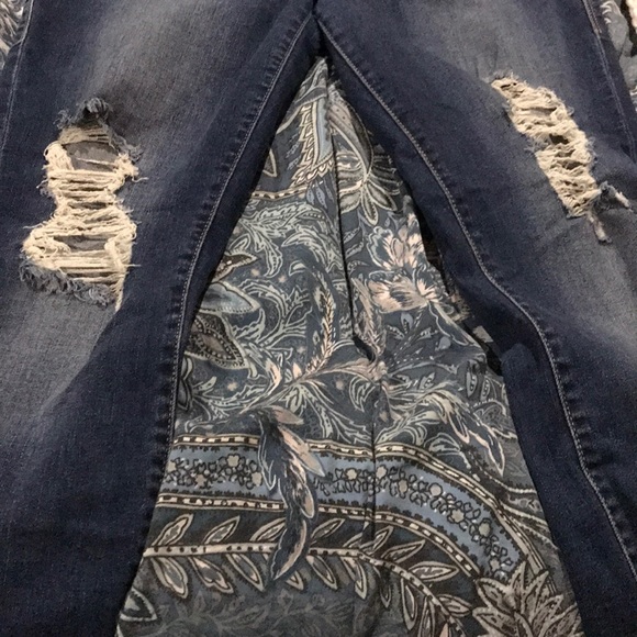Jeans - Picture 3 of 3